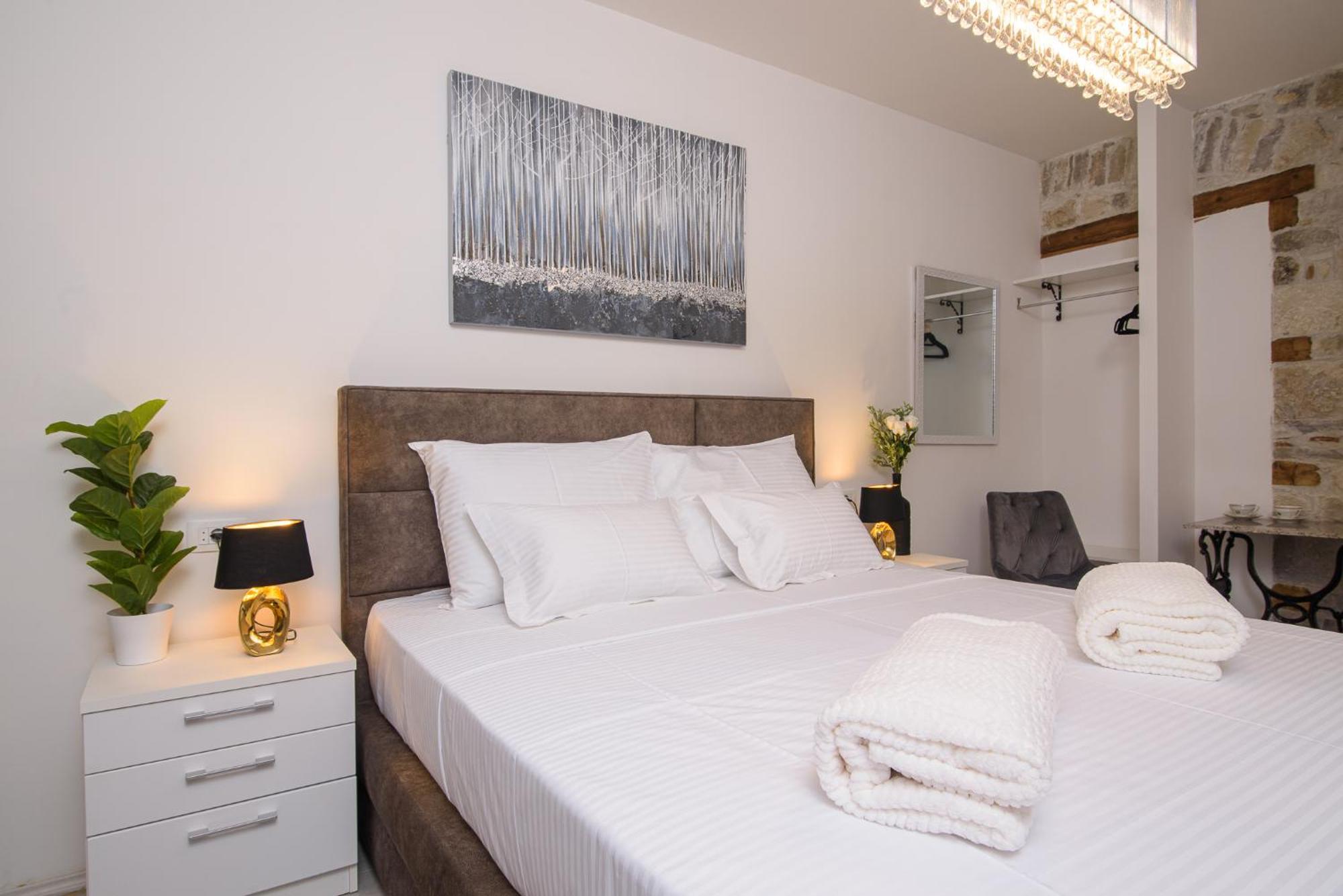 Rooms Bartul Трогір Екстер'єр фото