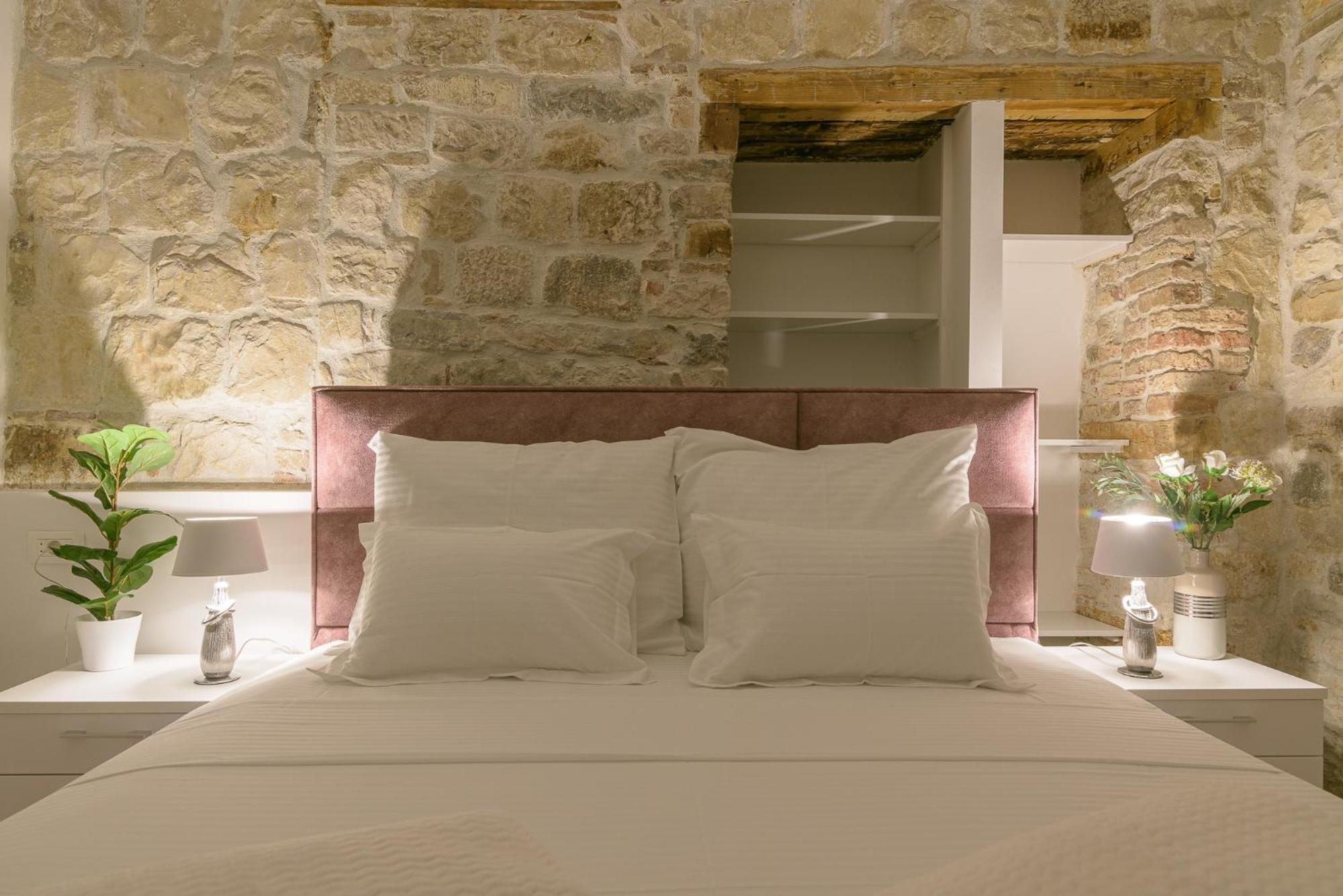 Rooms Bartul Трогір Екстер'єр фото
