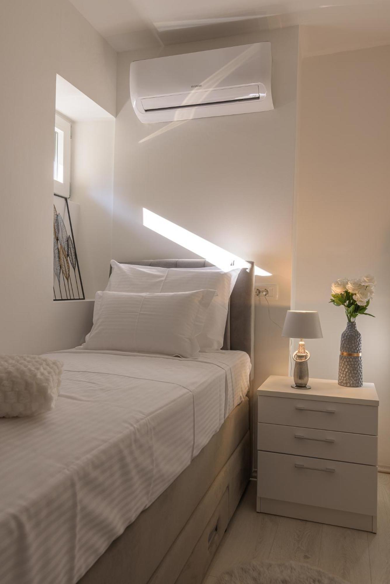 Rooms Bartul Трогір Екстер'єр фото